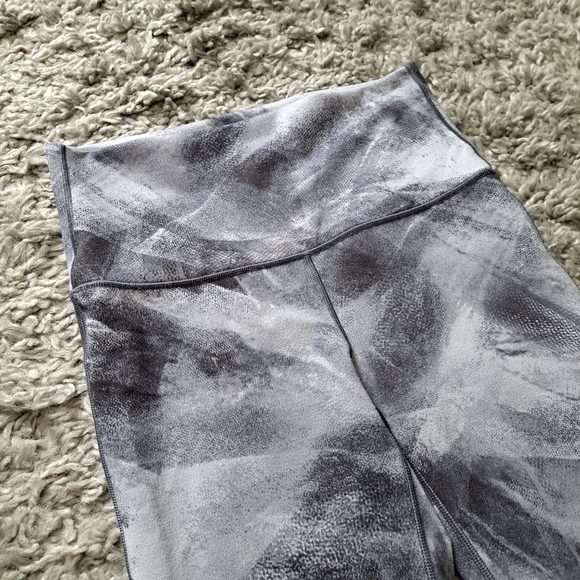 Ivivva | Black & grey yoga pants with mesh cut outs *1 small hole* - Picture 4 of 10